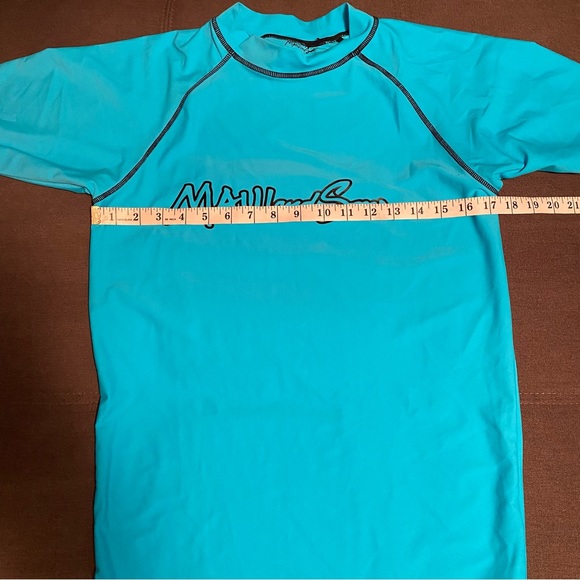 Maui and Sons Size: Small Unisex UPF 50+ Blue Short Sleeve Rash Guard Swim Top - Picture 8 of 9